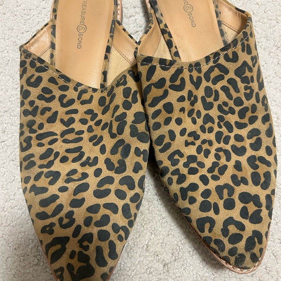 Treasure and Bond leopard Mule 10 - Picture 1 of 2